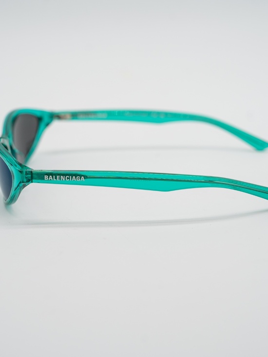 Balenciaga BB0402S Neo Oval Sunglasses 005 Green main image 5